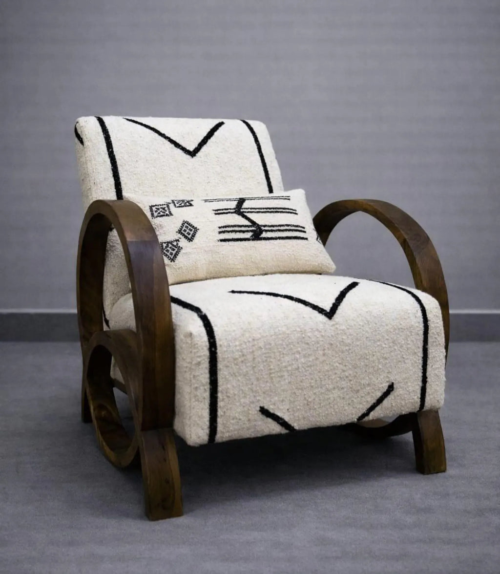 Handmade Moroccan Walnut Wood Lounge Chair – White Wool Upholstered Accent Chair, 70x50x80 cm