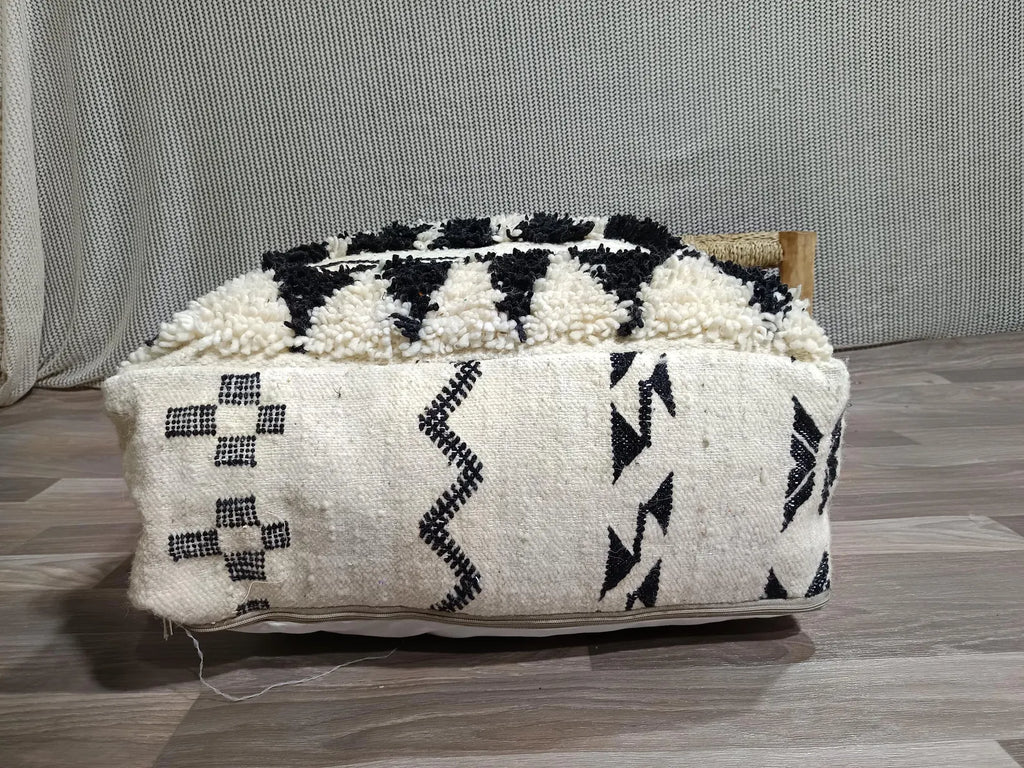 Handmade Moroccan Wool Pouf, Checkered Berber Kilim, 60cm x 60cm, Bohemian Home Decor